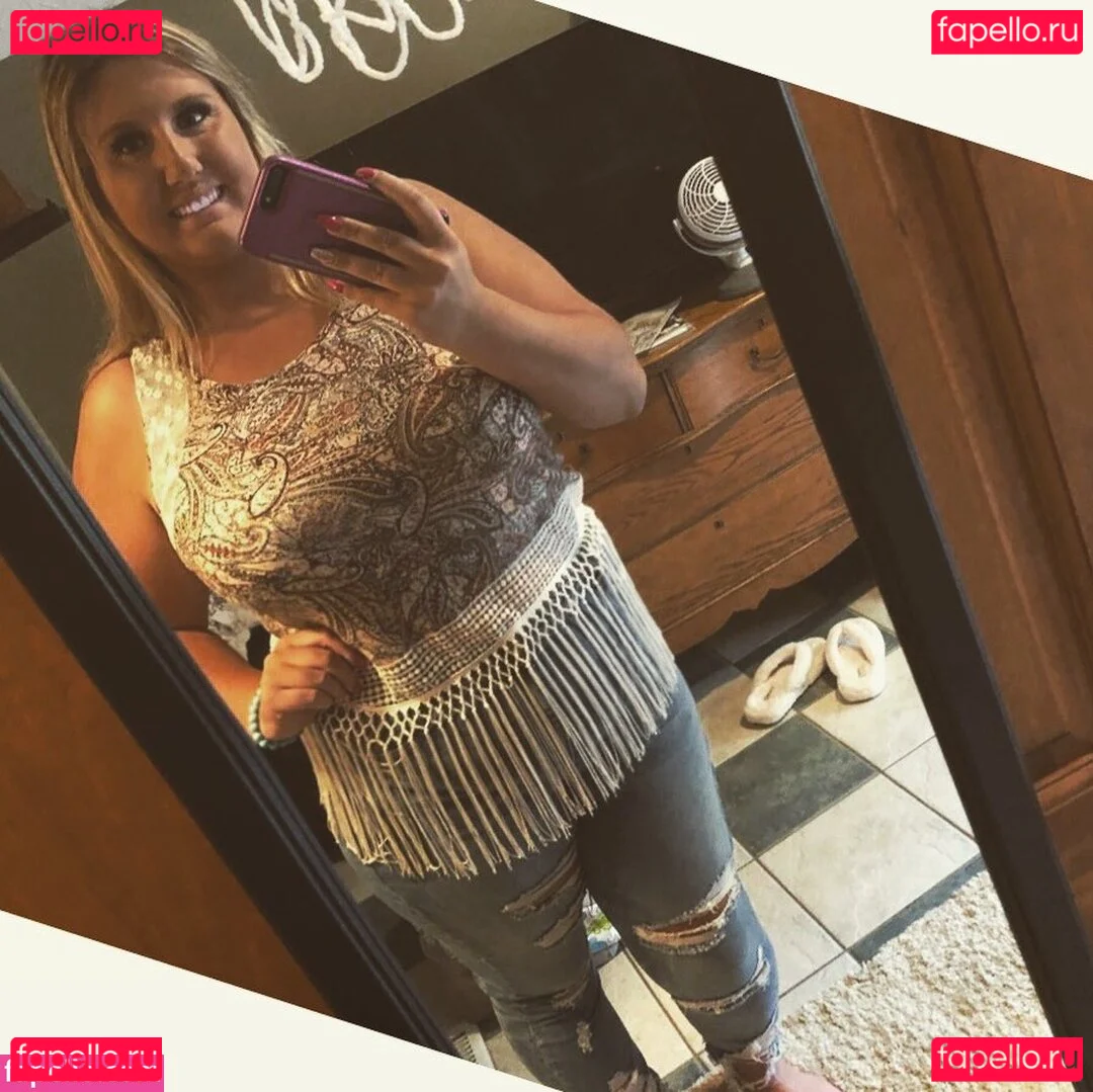 Lauren Lincoln Onlyfans Photo Gallery 