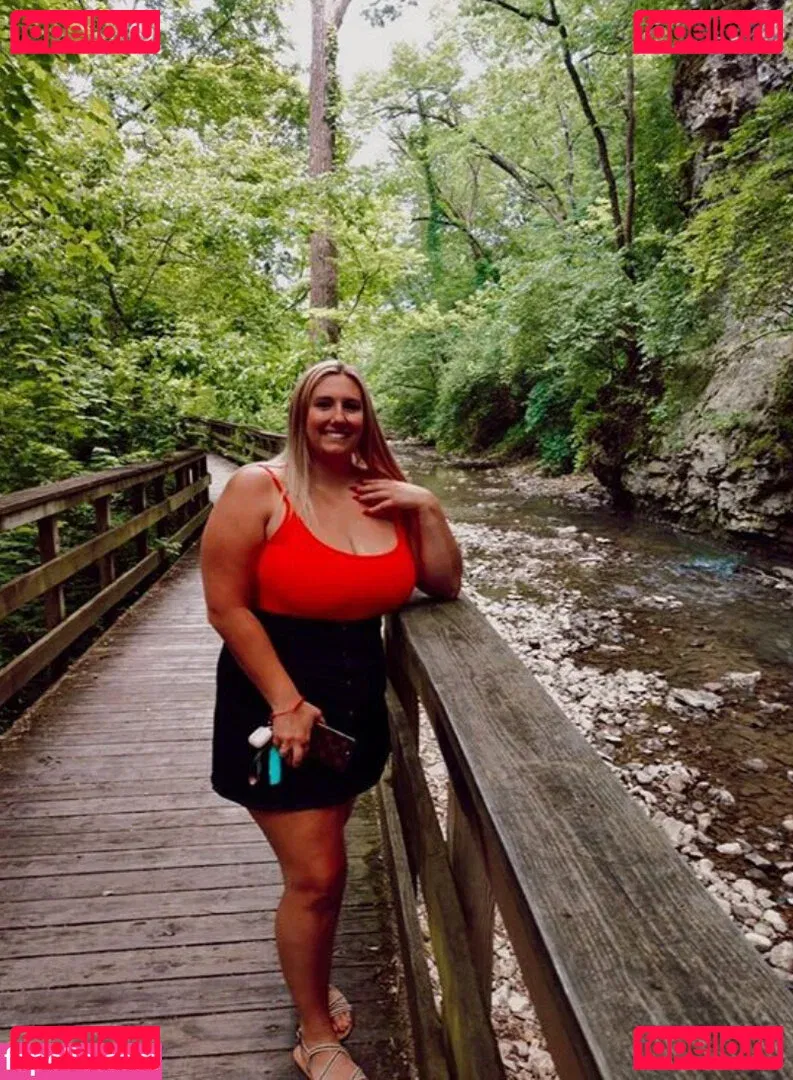 Lauren Lincoln Onlyfans Photo Gallery 