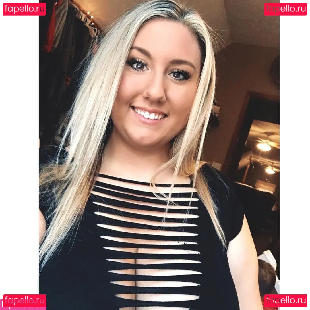 Lauren Lincoln Onlyfans Photo Gallery 