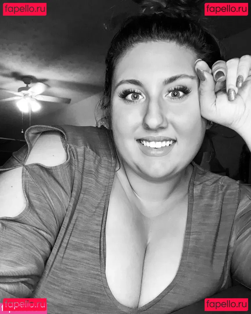 Lauren Lincoln Onlyfans Photo Gallery 