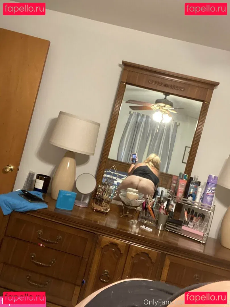 Lauren Lincoln Onlyfans Photo Gallery 