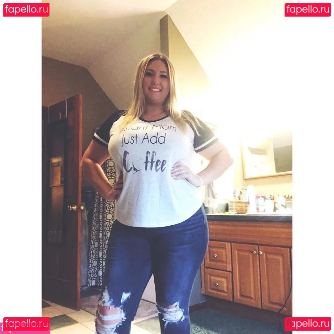 Lauren Lincoln Onlyfans Photo Gallery 