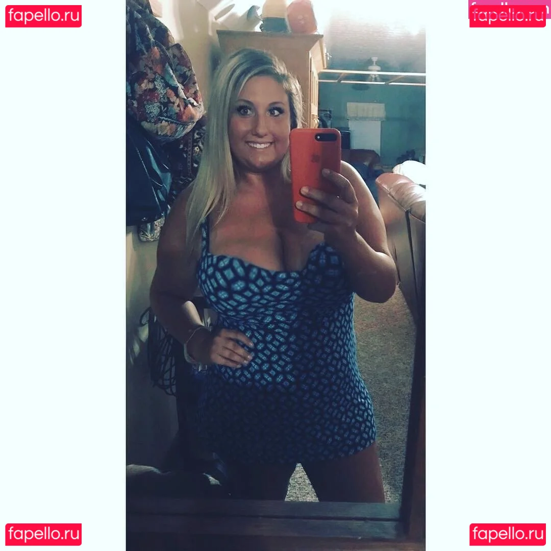 Lauren Lincoln Onlyfans Photo Gallery 