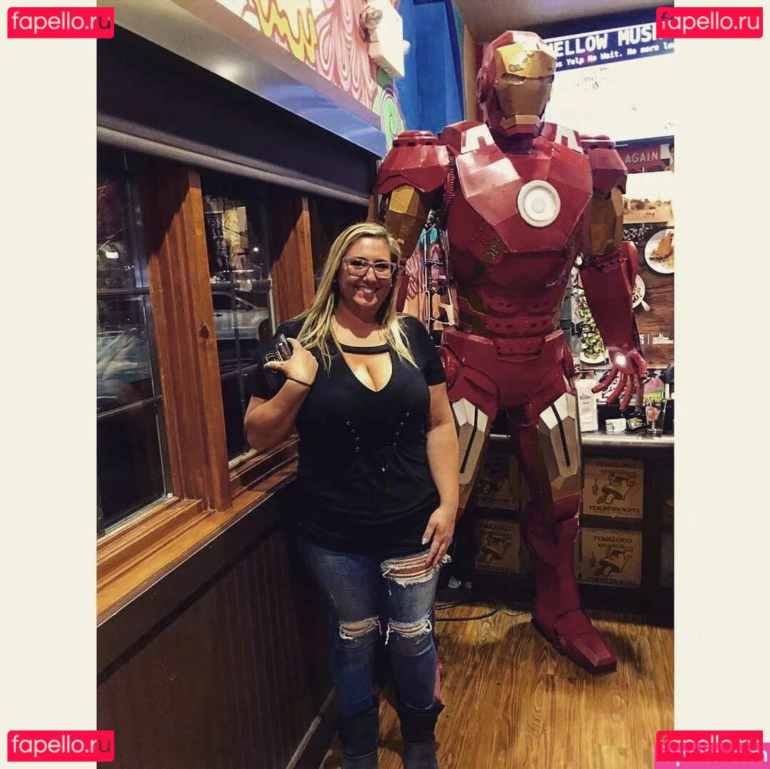 Lauren Lincoln Onlyfans Photo Gallery 