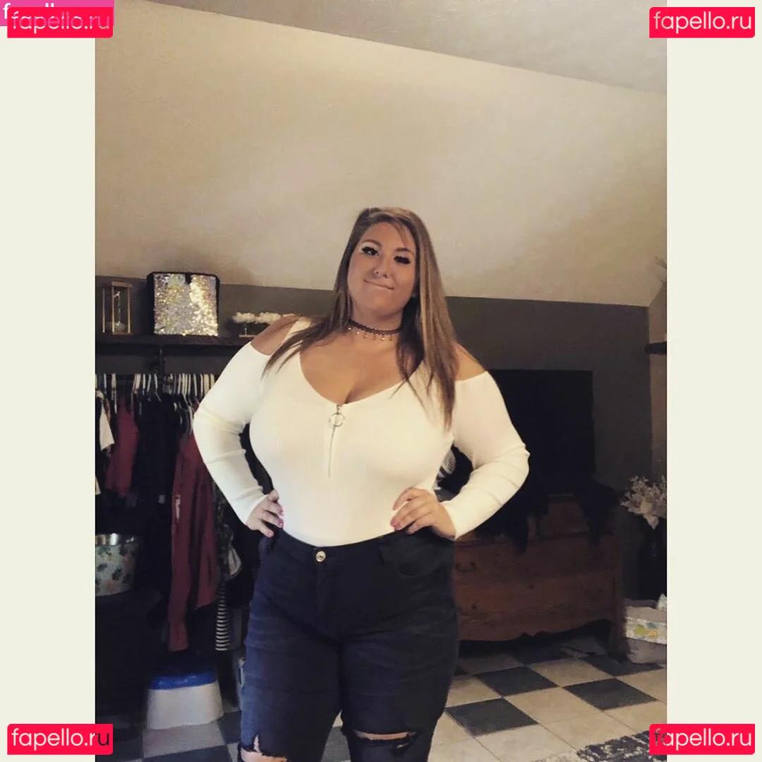 Lauren Lincoln Onlyfans Photo Gallery 