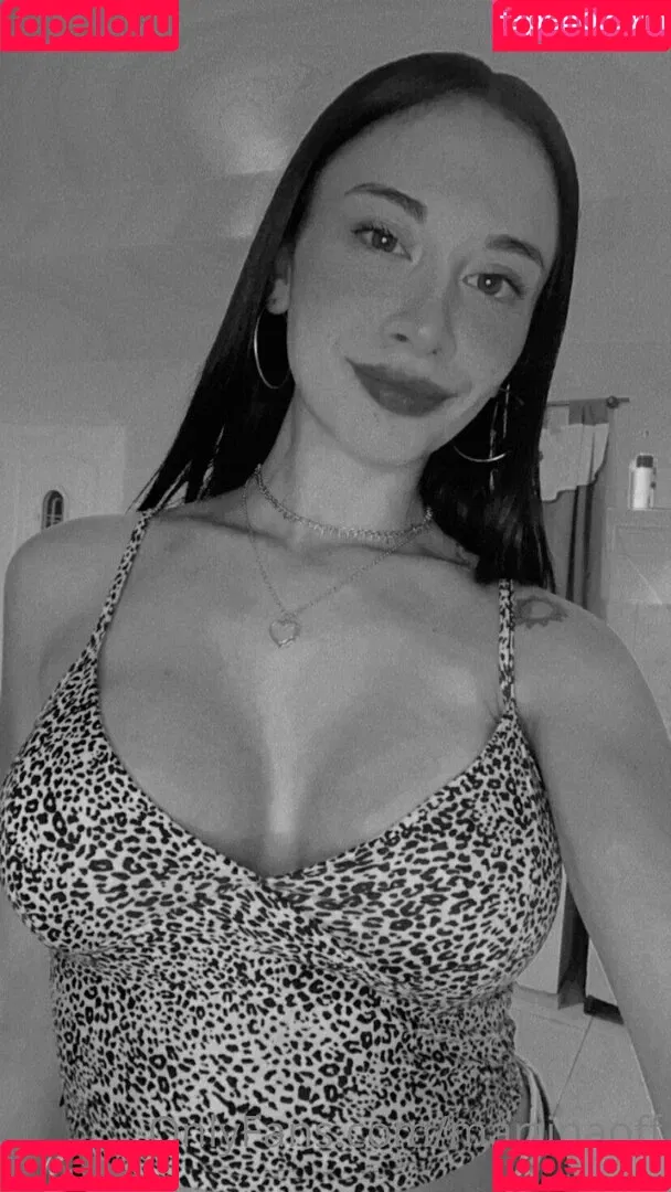 martinaoff Onlyfans Photo Gallery 