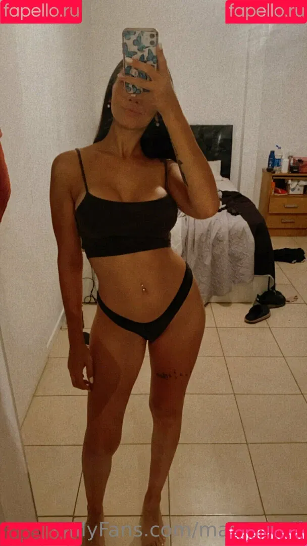 martinaoff Onlyfans Photo Gallery 