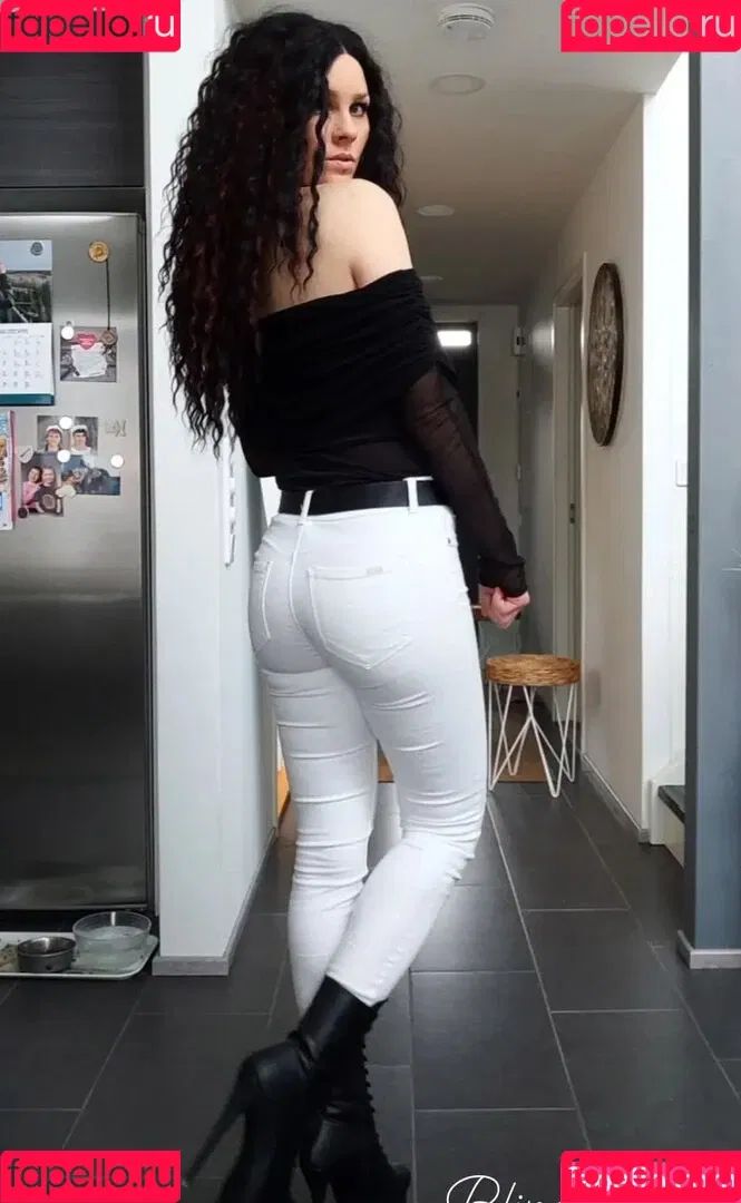 VMissyB Onlyfans Photo Gallery 
