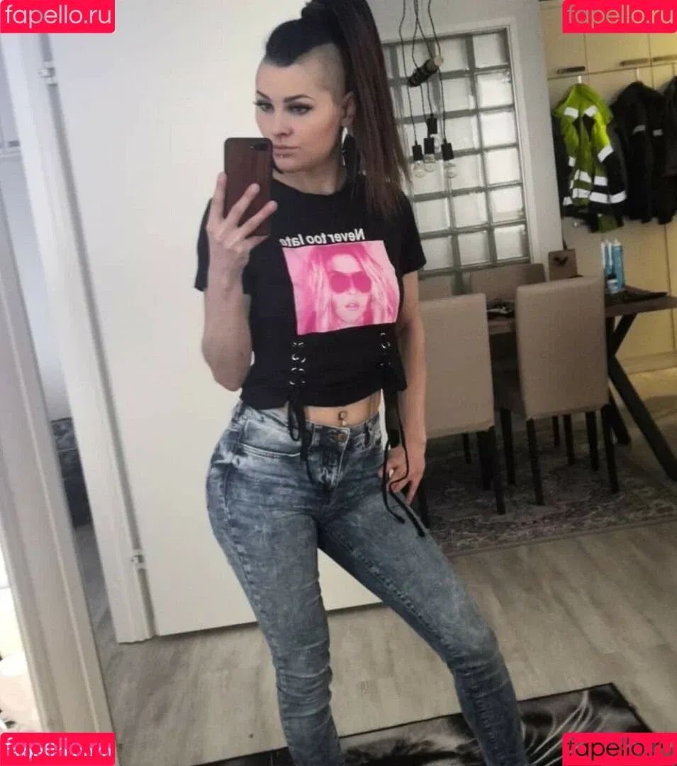 VMissyB Onlyfans Photo Gallery 
