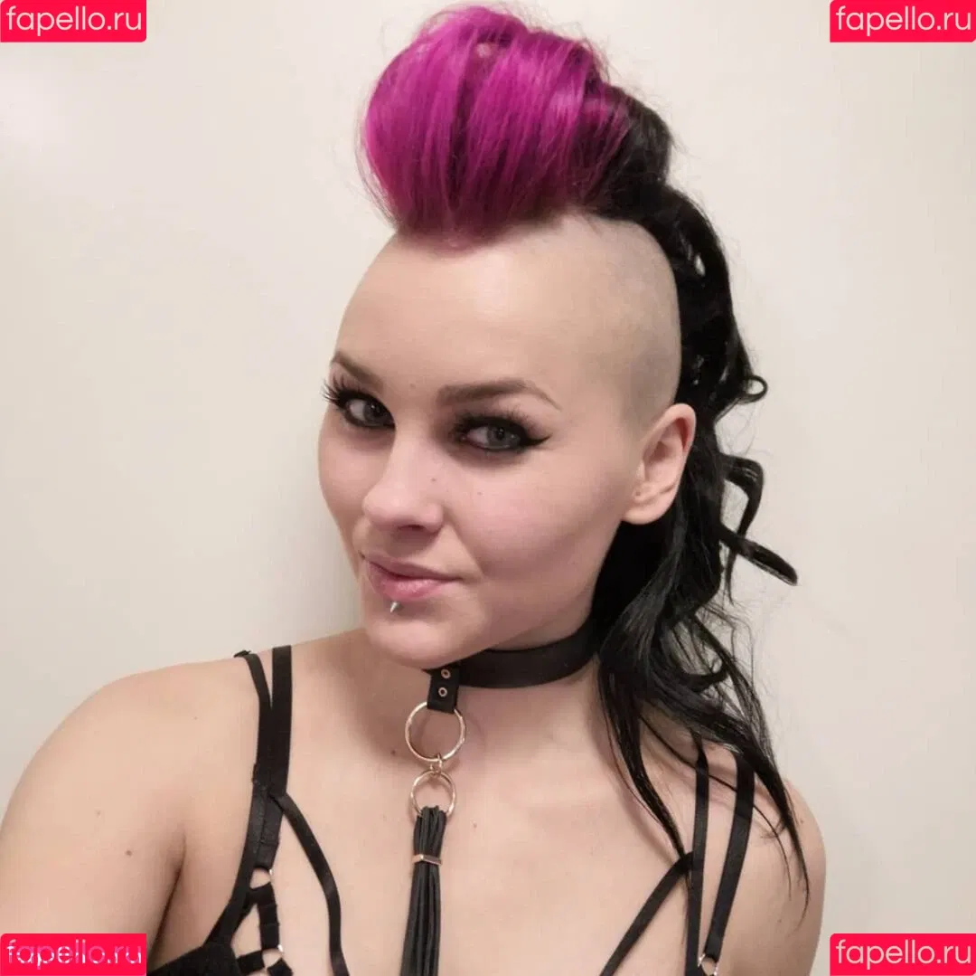 VMissyB Onlyfans Photo Gallery 