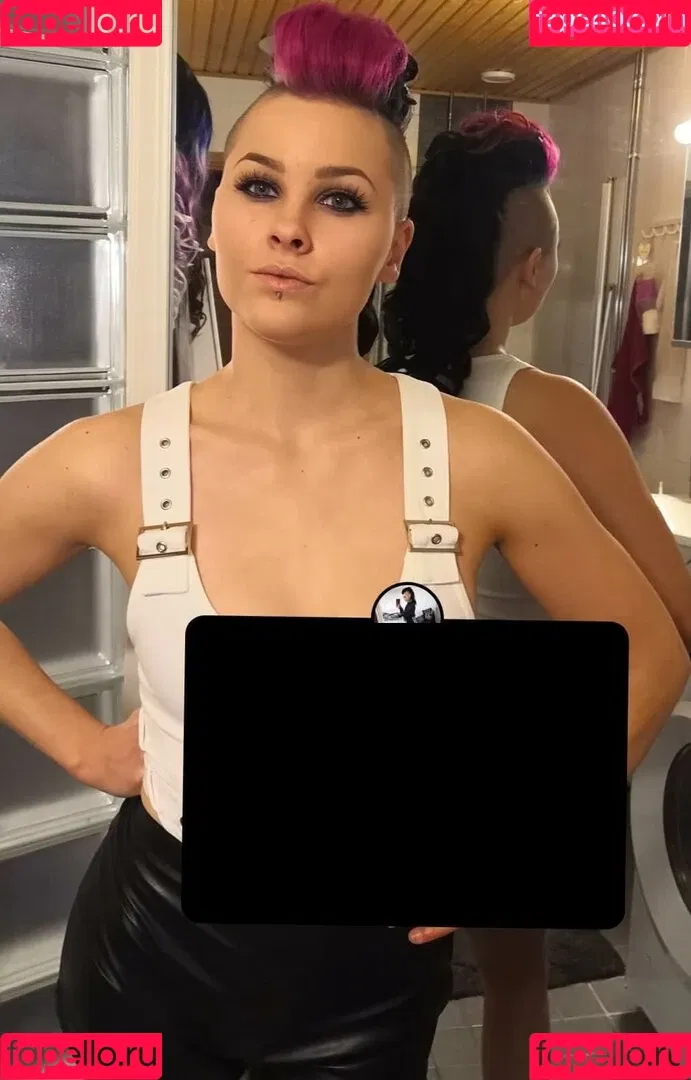 VMissyB Onlyfans Photo Gallery 
