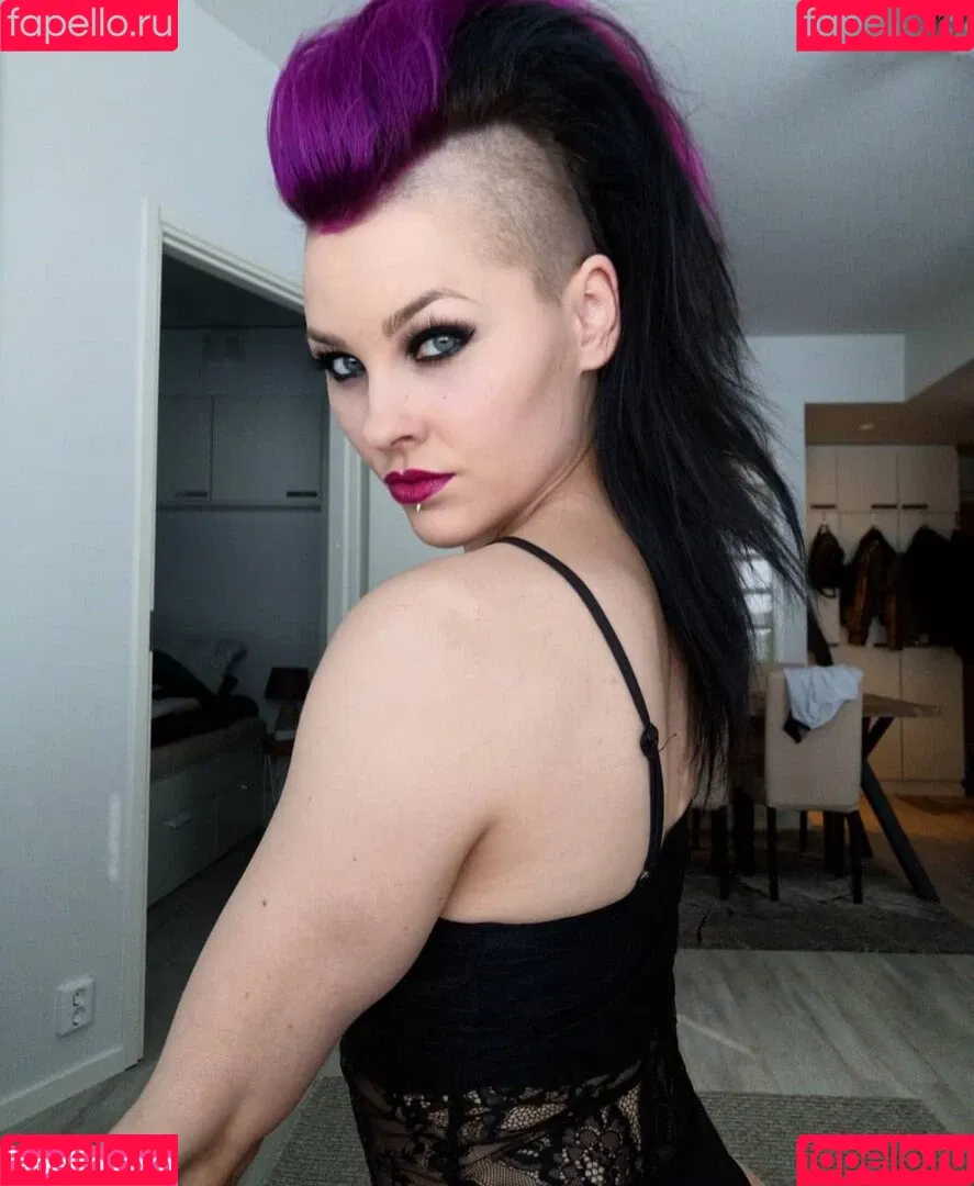 VMissyB Onlyfans Photo Gallery 