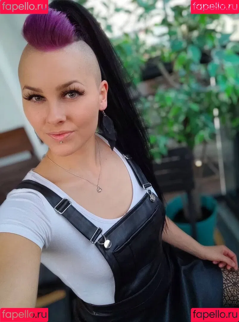 VMissyB Onlyfans Photo Gallery 
