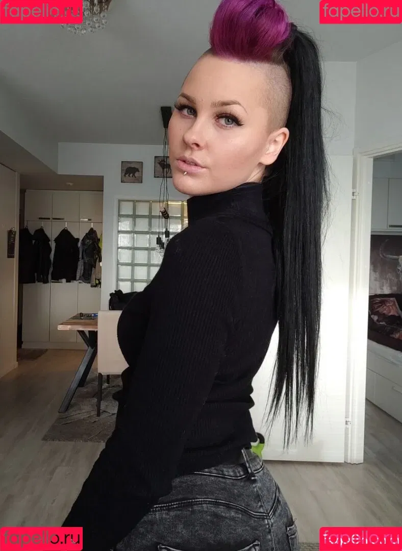 VMissyB Onlyfans Photo Gallery 