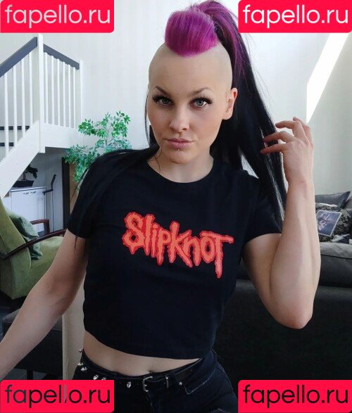 VMissyB Onlyfans Photo Gallery 