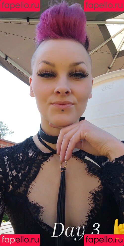 VMissyB Onlyfans Photo Gallery 