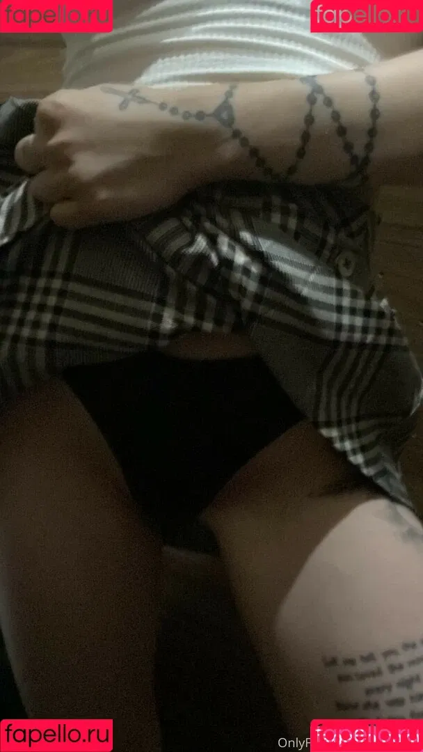 cutexezra Onlyfans Photo Gallery 