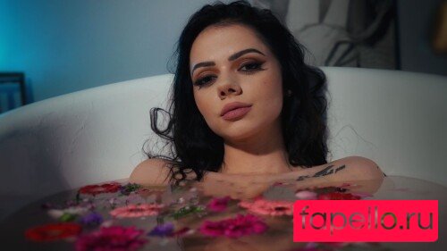 cutexezra Onlyfans Photo Gallery 