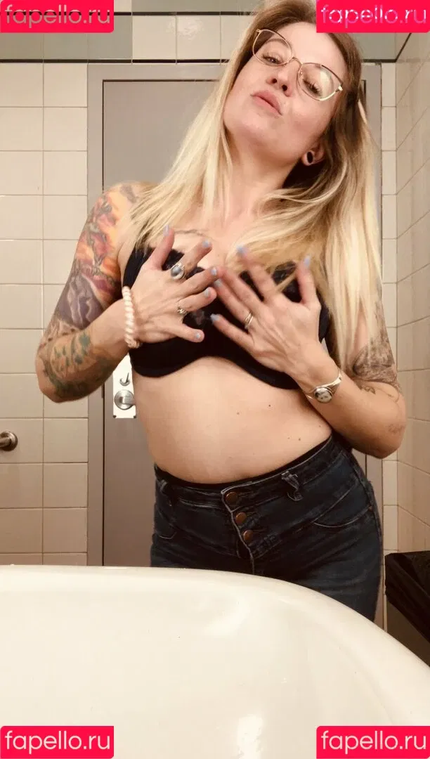denalireese Onlyfans Photo Gallery 