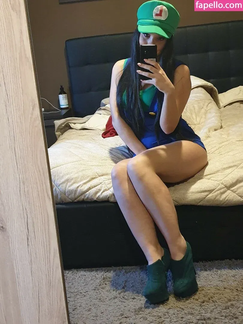 Himorta Onlyfans Photo Gallery 