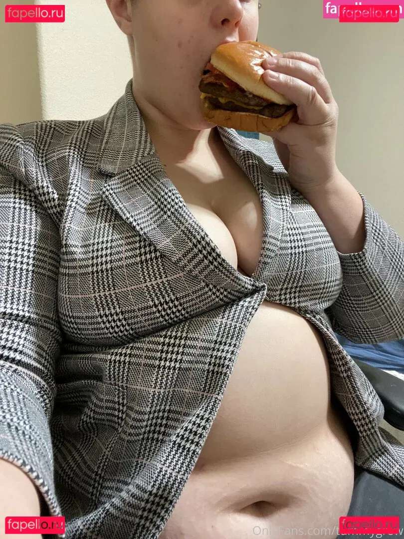 tummygrow Onlyfans Photo Gallery 