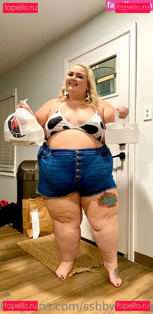 ssbbwemma Onlyfans Photo Gallery 