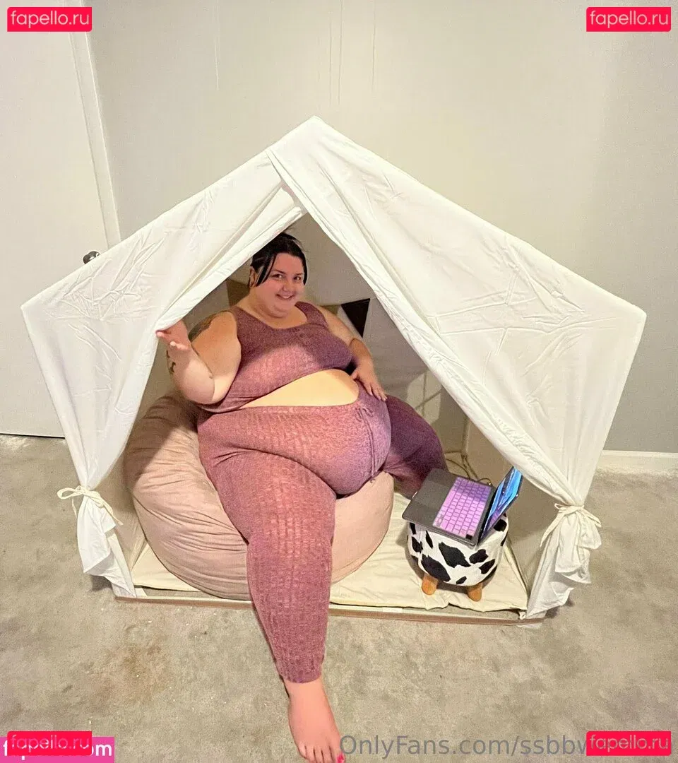 ssbbwemma Onlyfans Photo Gallery 