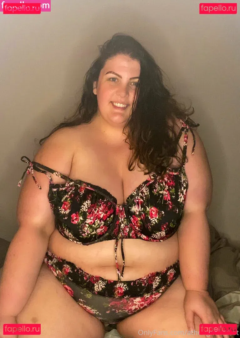 athoughtfulthot Onlyfans Photo Gallery 