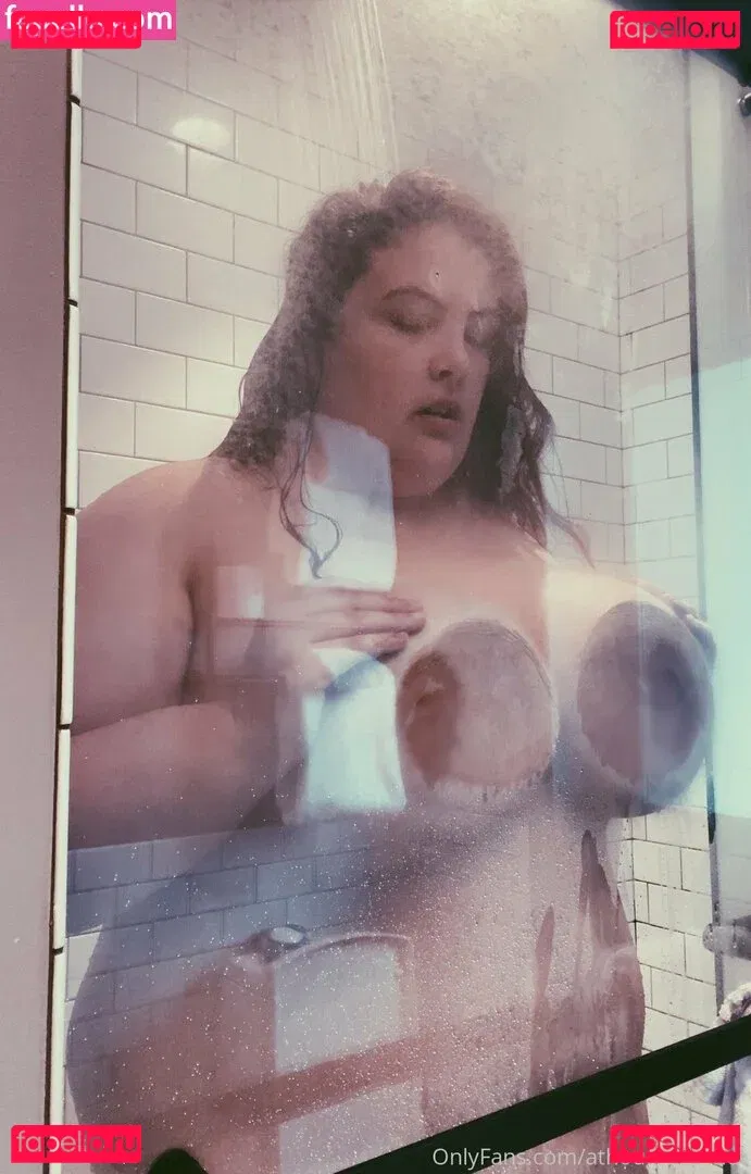 athoughtfulthot Onlyfans Photo Gallery 