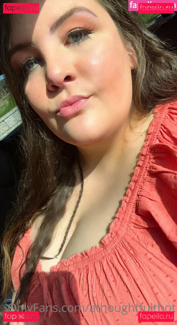 athoughtfulthot Onlyfans Photo Gallery 