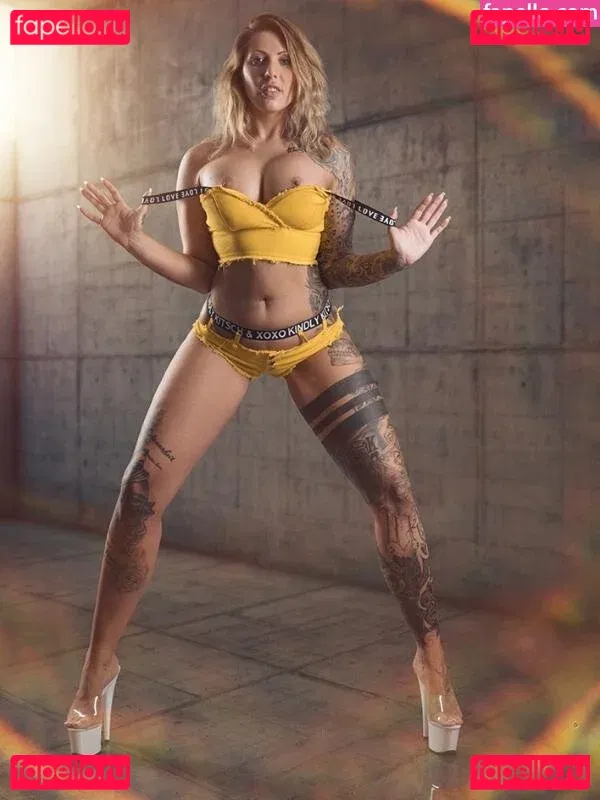 Mia Blow Onlyfans Photo Gallery 