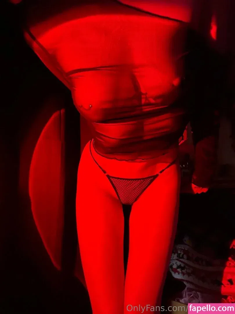 Okaylilzoot Onlyfans Photo Gallery 