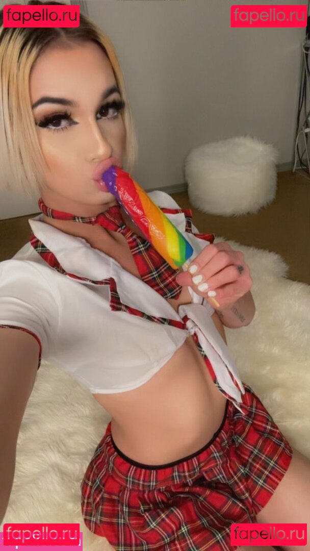 Izadolla Onlyfans Photo Gallery 