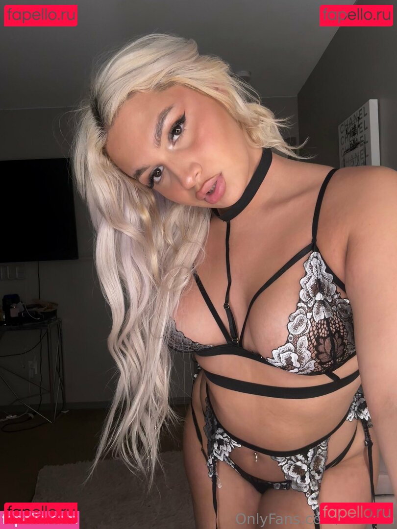 Izadolla Nude Onlyfans Photo 29