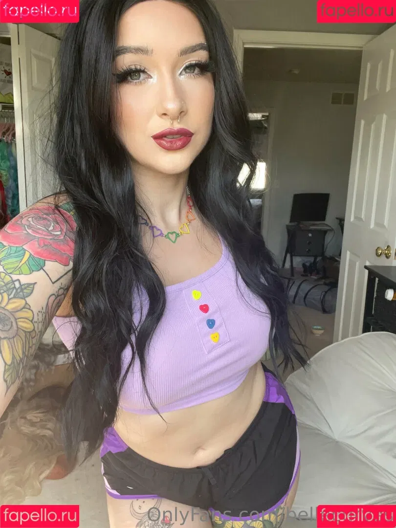 bellecurves Onlyfans Photo Gallery 