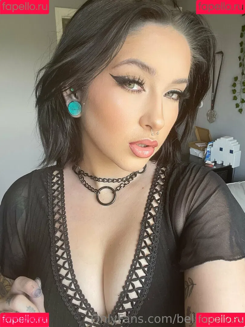 bellecurves Onlyfans Photo Gallery 