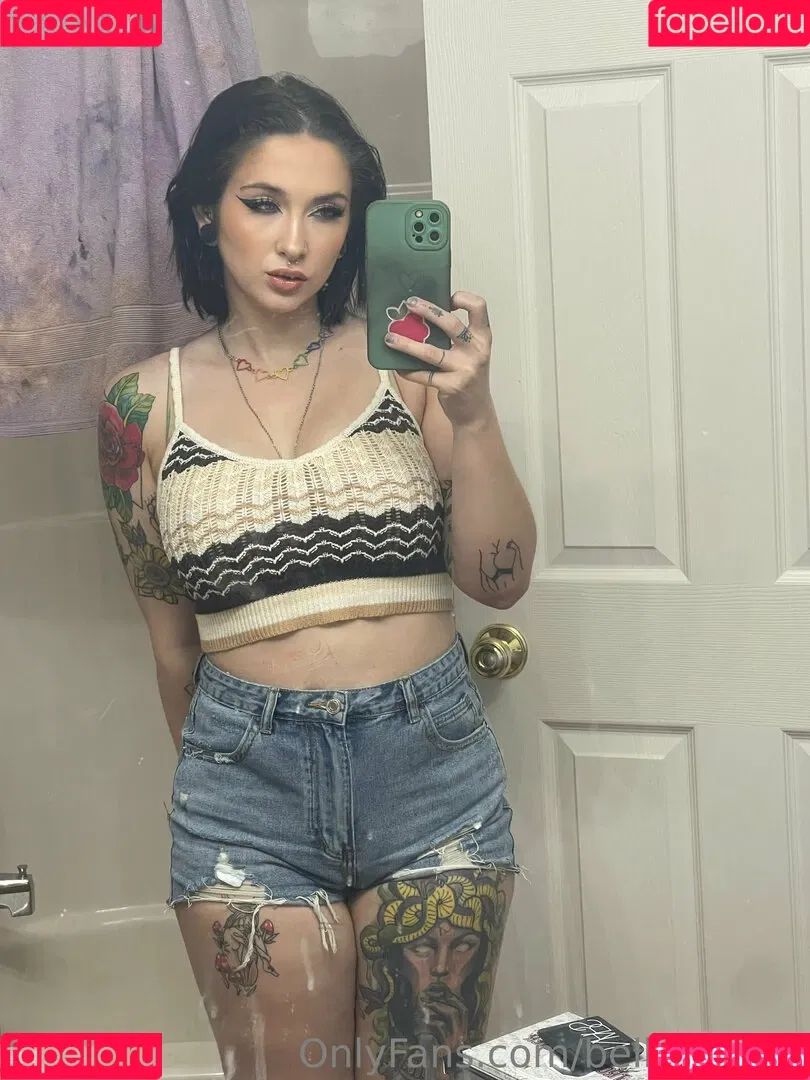 bellecurves Onlyfans Photo Gallery 