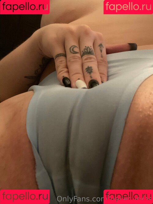 bellecurves Onlyfans Photo Gallery 