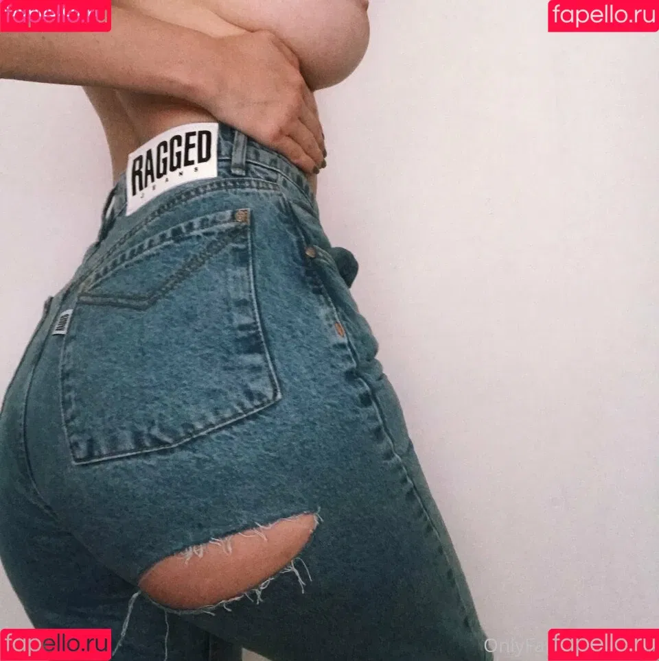 ellyy Onlyfans Photo Gallery 
