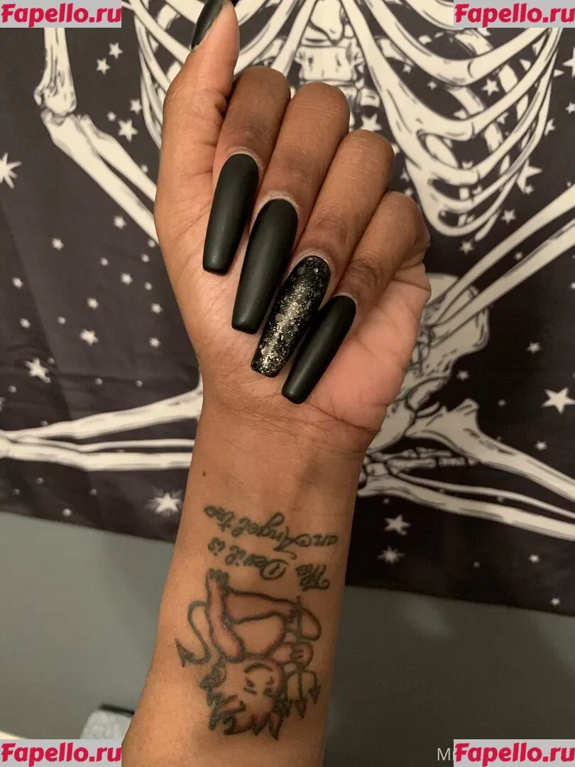 thesarahbnkx Onlyfans Photo Gallery 