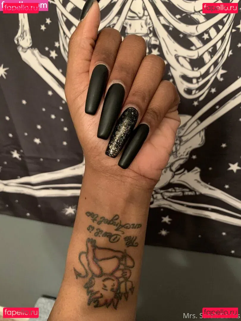 thesarahbnkx Onlyfans Photo Gallery 