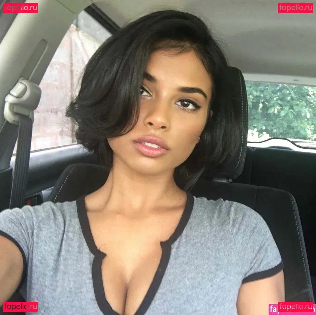 Sinead Xia Onlyfans Photo Gallery 