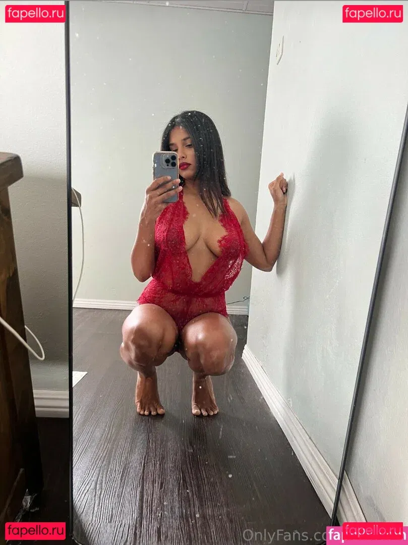 Sinead Xia Onlyfans Photo Gallery 