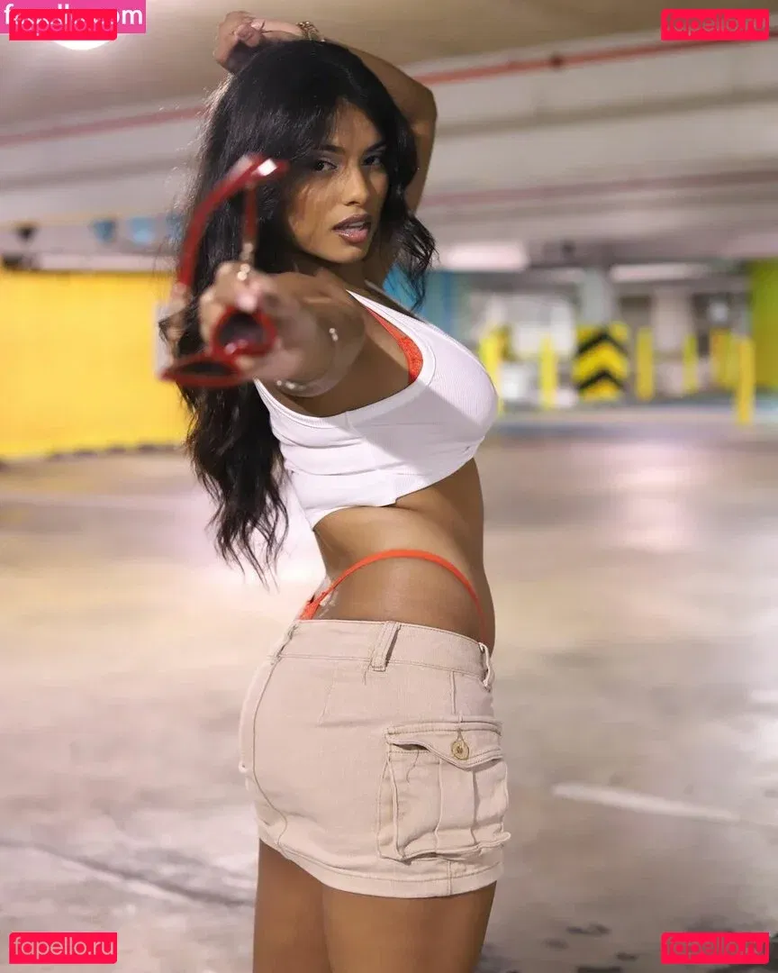 Sinead Xia Onlyfans Photo Gallery 