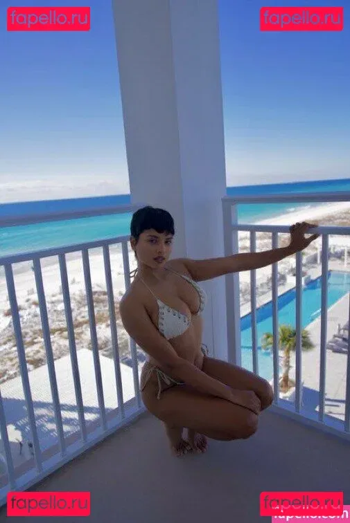 Sinead Xia Onlyfans Photo Gallery 