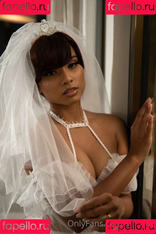 Sinead Xia Onlyfans Photo Gallery 