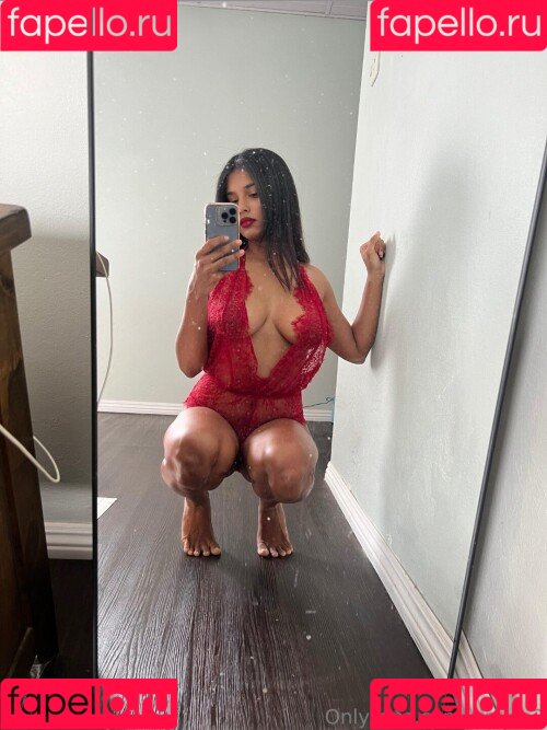 Sinead Xia Onlyfans Photo Gallery 