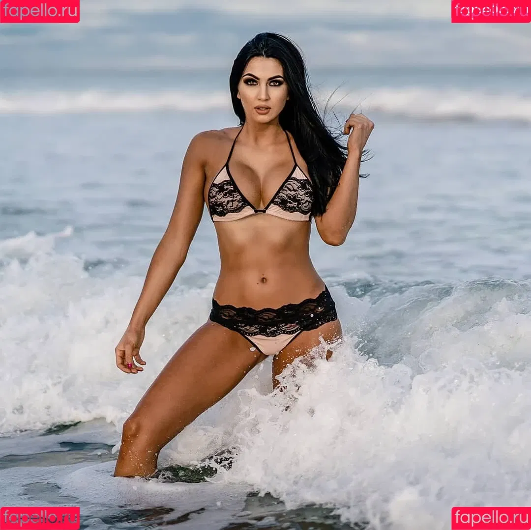 Billie Kay Onlyfans Photo Gallery 