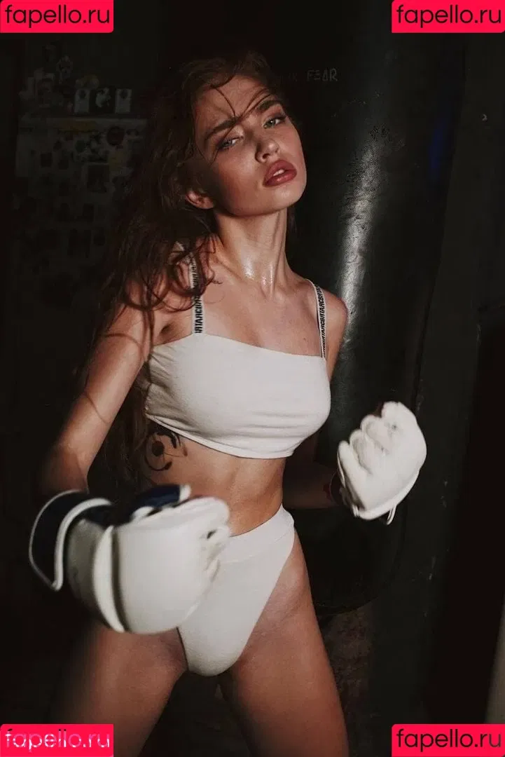 Renata Ri Onlyfans Photo Gallery 