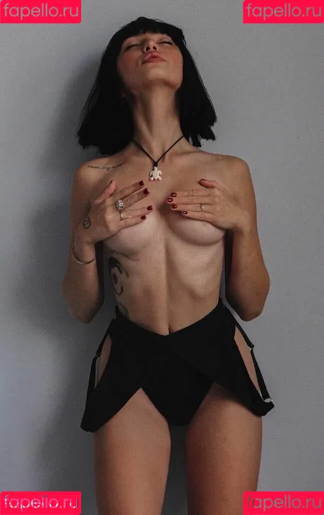 Renata Ri Onlyfans Photo Gallery 